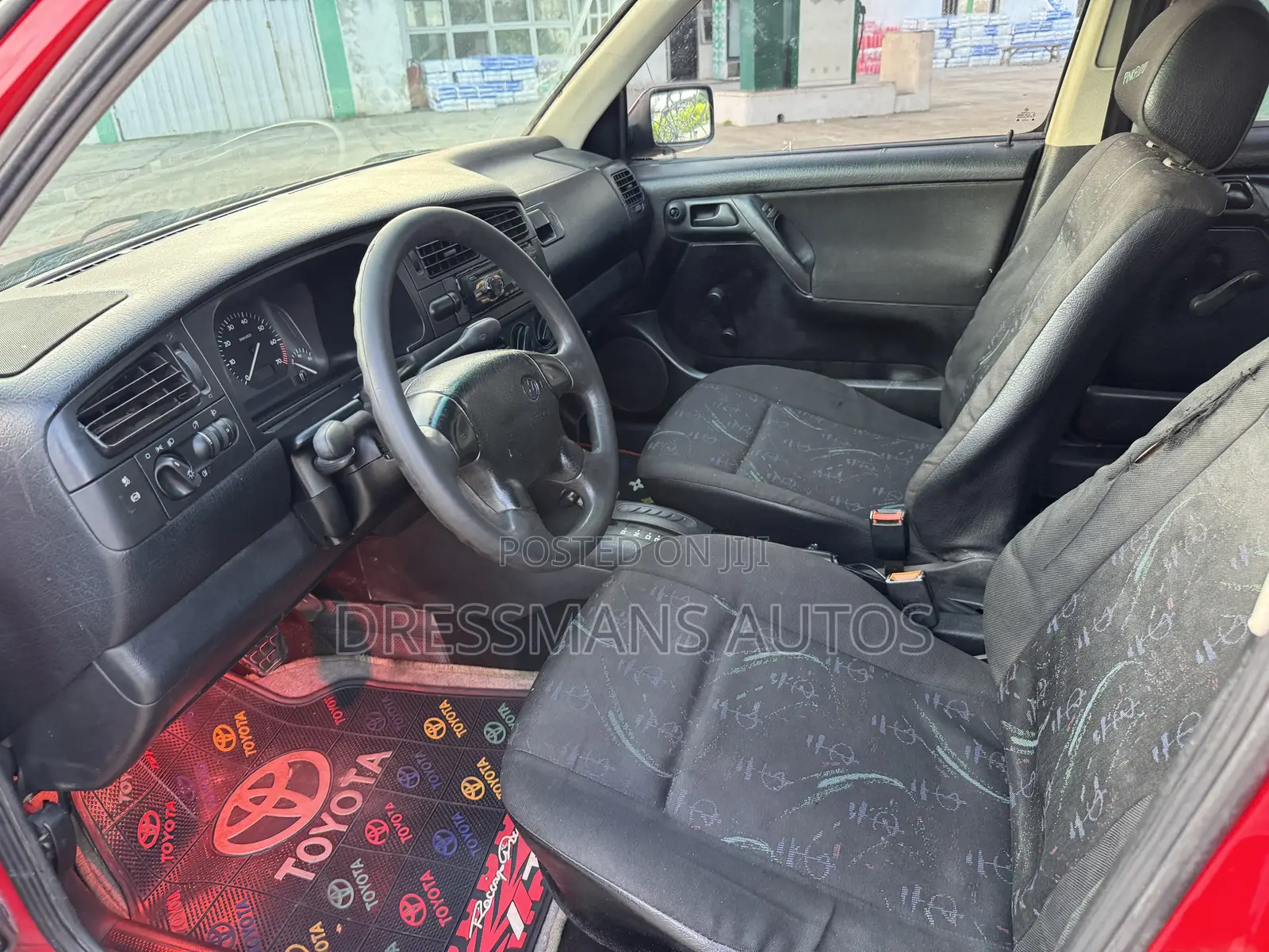 Volkswagen Golf 1999 Red