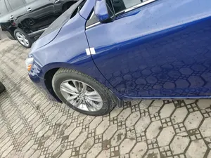 Toyota Camry 2016 Blue