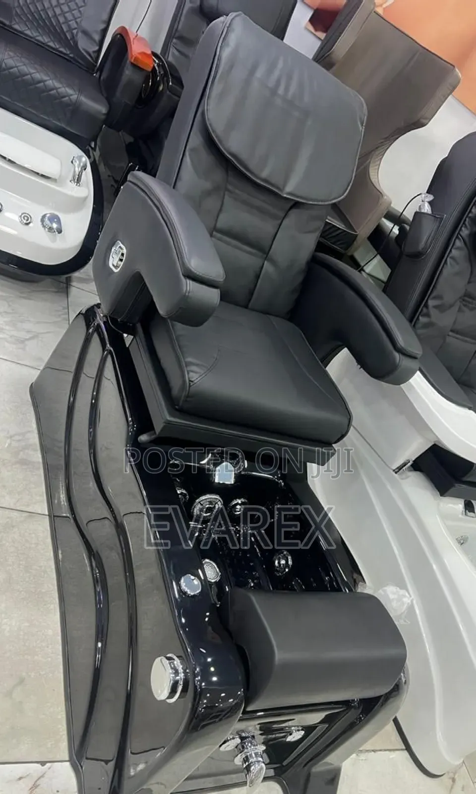 Luxury Pedicure Machine Black With Massager