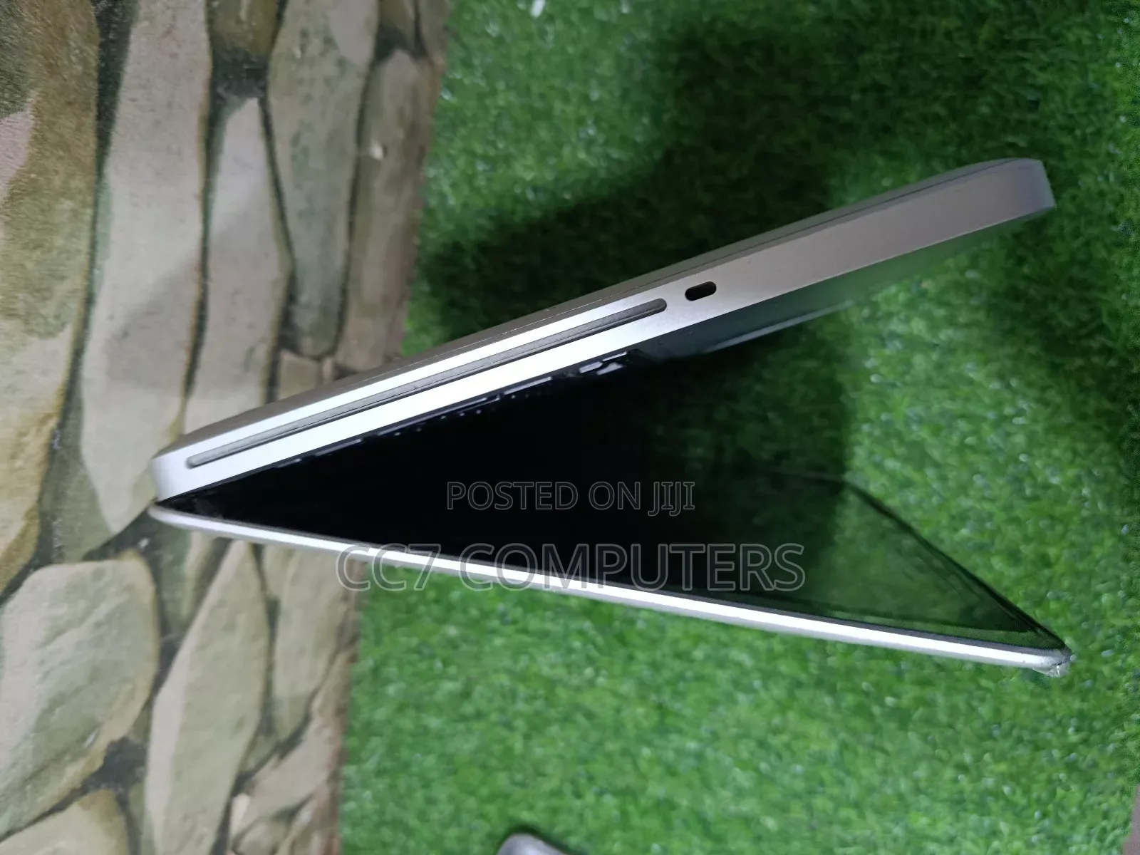 Laptop Apple MacBook 2011 8GB Intel Core I7 SSD 256GB