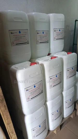 Deionized Water for Laboratory Cusmetics