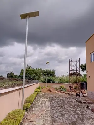 Green Warehouse Bright Solar Light