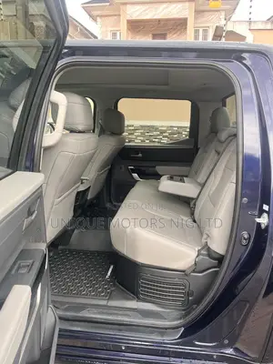 Toyota Tundra 2023 Blue