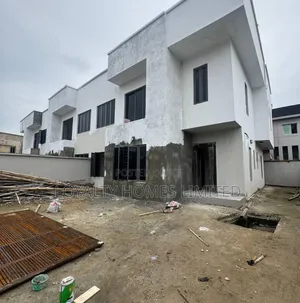 4bdrm Townhouse/Terrace in Millennium Estate, Gbagada for sale