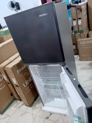 195l Skyrun Refrigerator – Quiet and Efficient