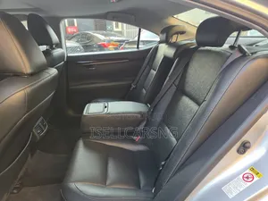 Lexus ES 350 FWD 2013 Silver