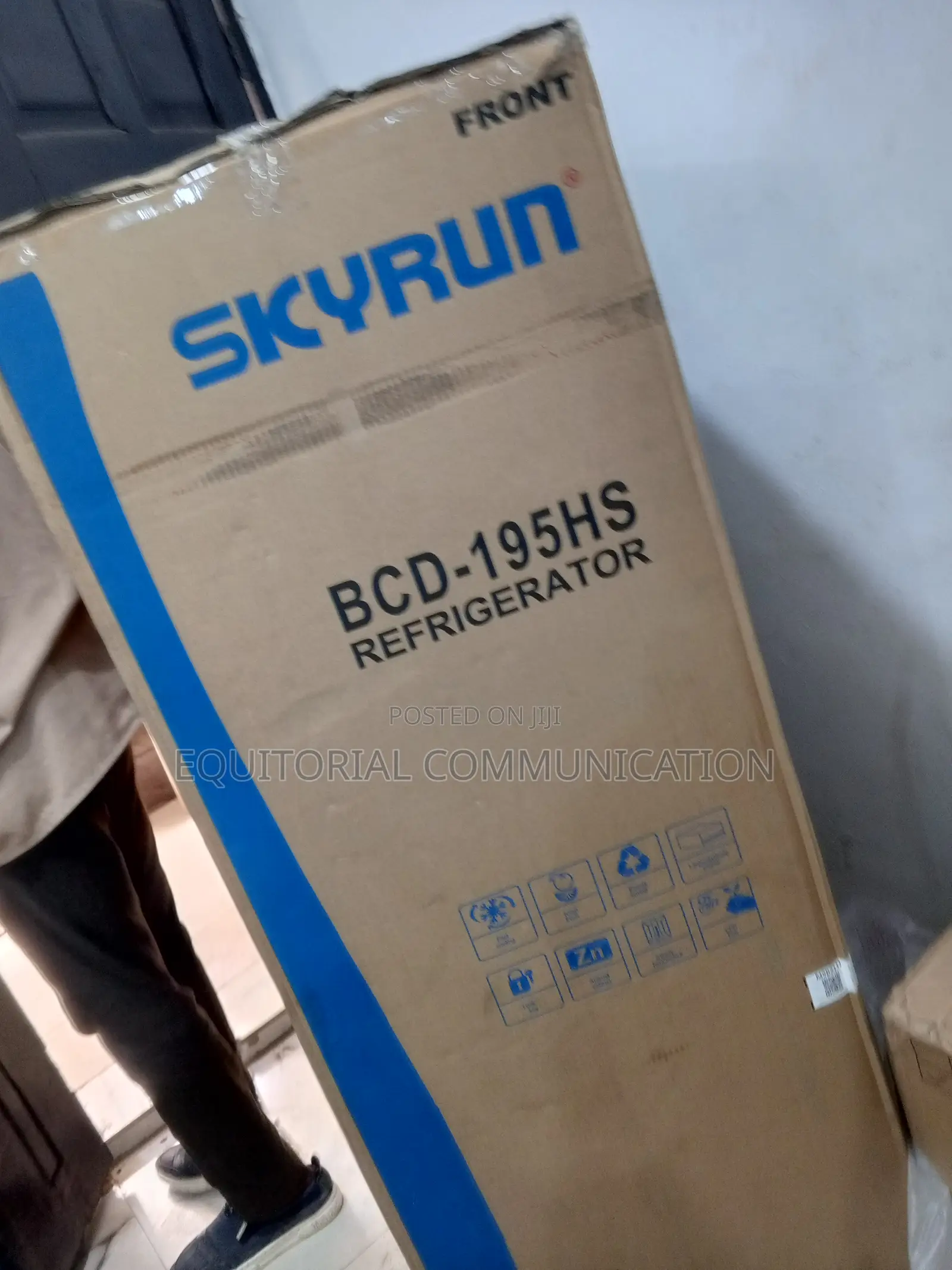 Skyrun Fridge With Removable Gasket--195l