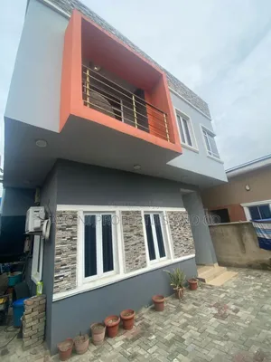 4bdrm Duplex in Soluyi Gbagada for sale