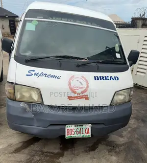 Photo - Mazda Bongo 2010 White