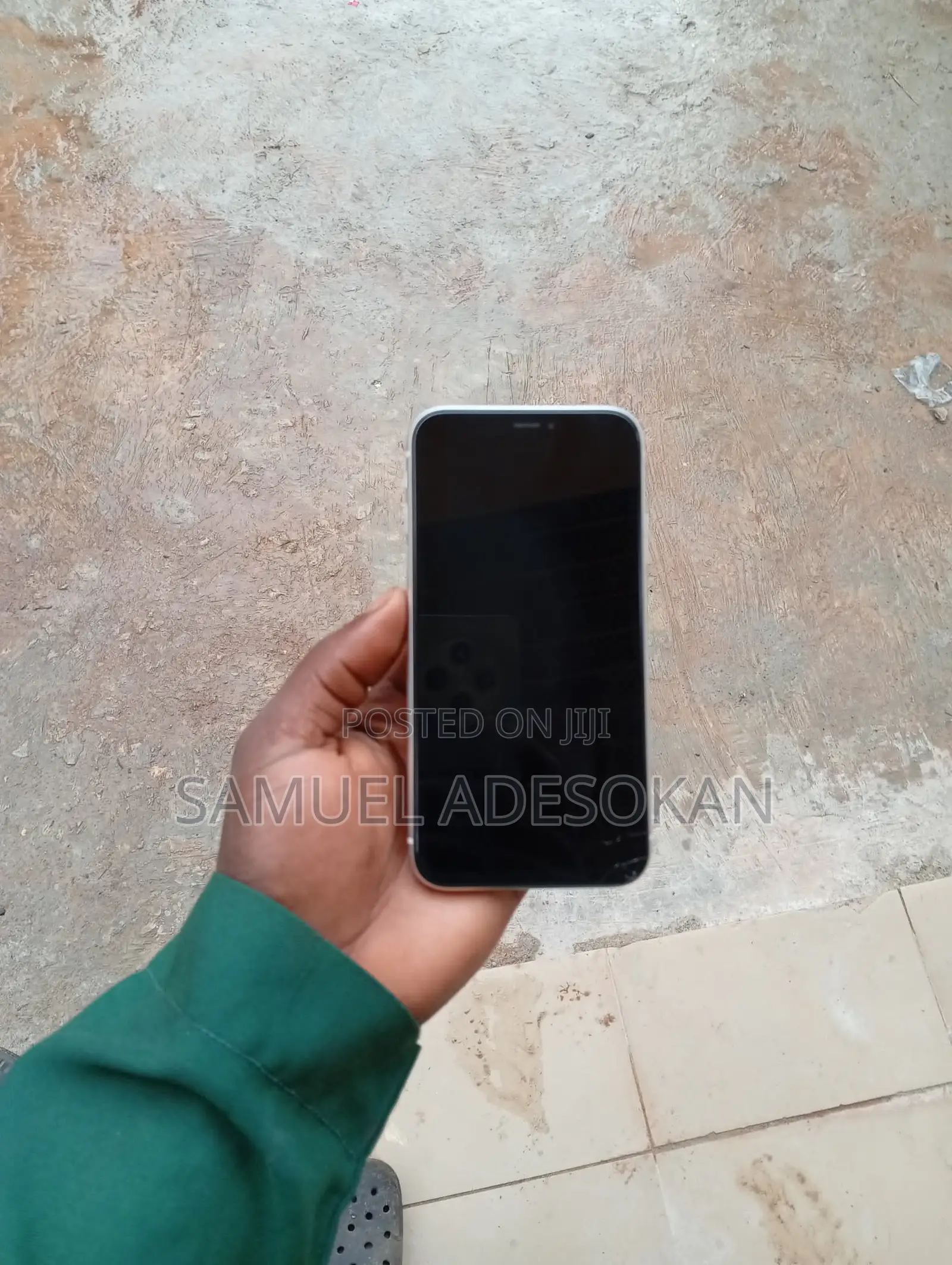 Apple iPhone XR 64 GB Silver