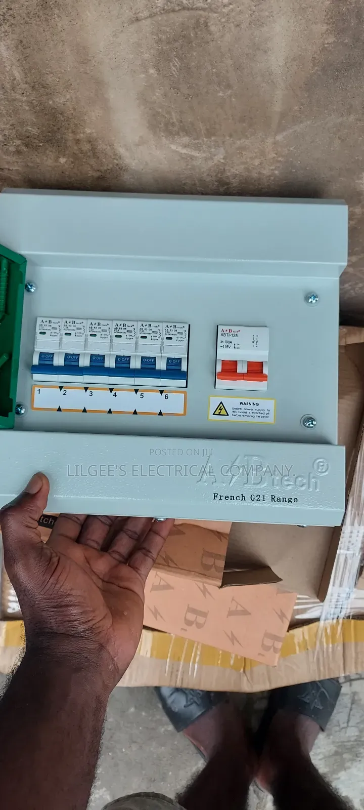 D6 French Range Single Phase Distribution Boards