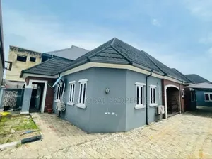 Photo - 4bdrm Bungalow in Rumunduru Off, Port-Harcourt for sale