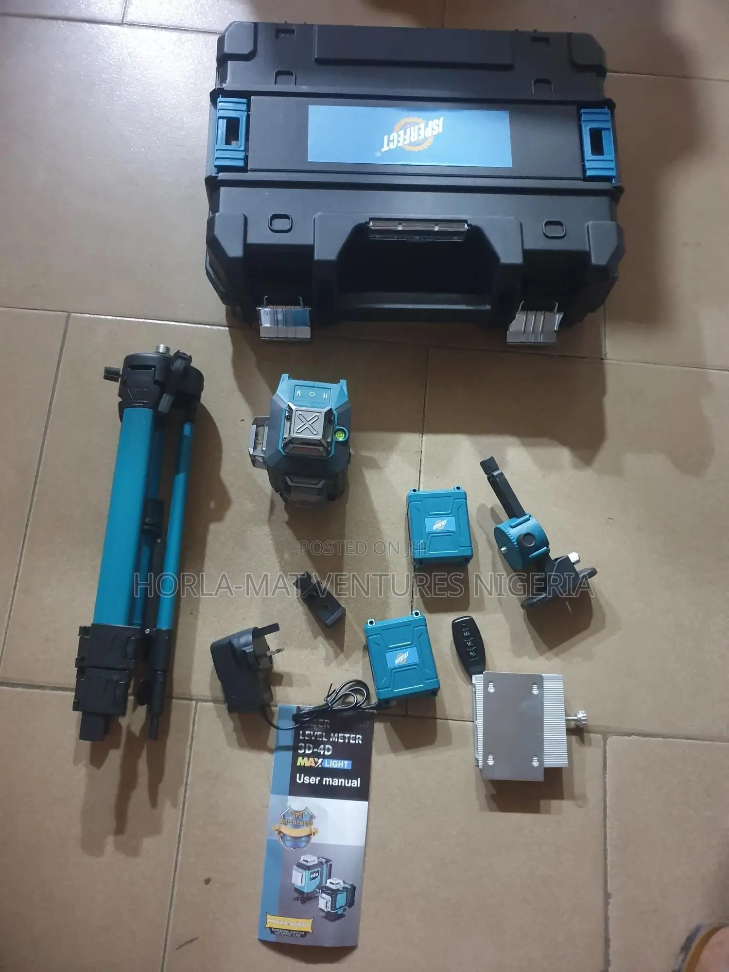 Laser Line Level (16 Lines) With Tripod