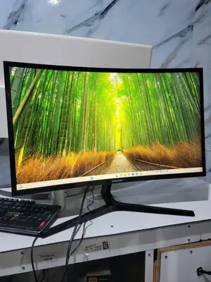 Samsung 27" Led Curved FHD Freesync Hdmi Monitor Open Box
