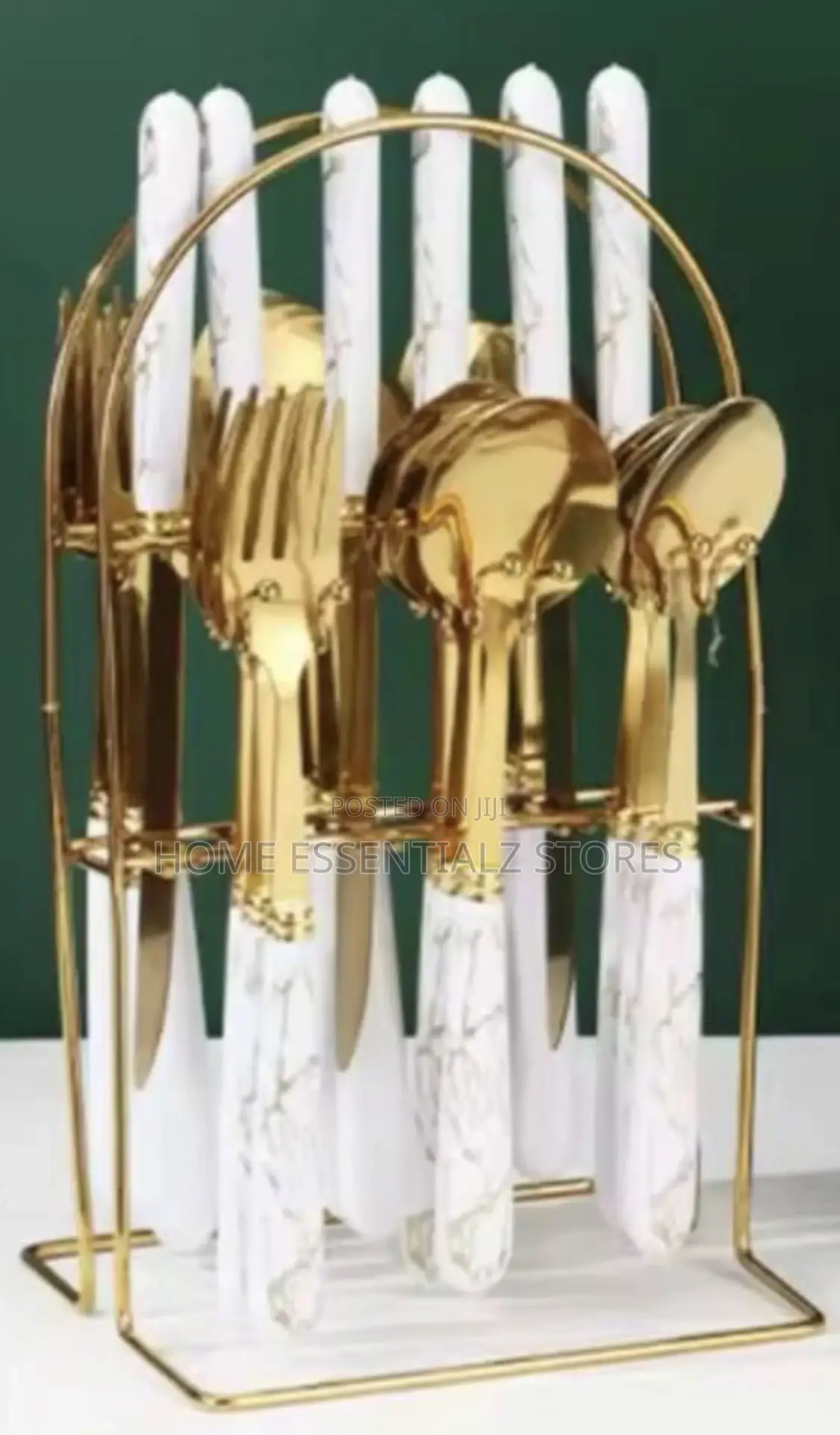 Opulent Kitchen Cutlery Set With Rack