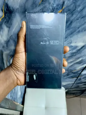 New Samsung Galaxy Z Flip4 128 GB White