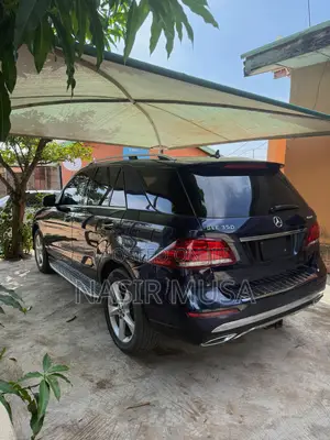 Mercedes-Benz GLE-Class GLE 350d 4MATIC 2017 Blue