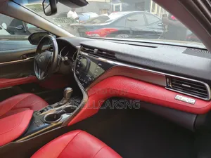 Toyota Camry XSE (2.5L 4cyl 8A) 2019 Black