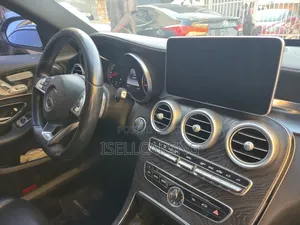 Mercedes-Benz C300 Sport 4Matic Sedan AWD (2.0L 4cyll 7A) 2016 Black