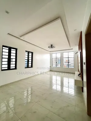 5bdrm Duplex in Ologolo for rent