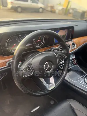 Mercedes-Benz E300 2018 Silver