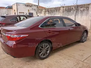 Toyota Camry SE 4dr Sedan (2.5L 4cyl 6A) 2015 Burgundy