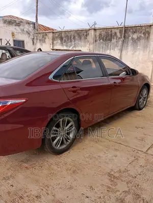 Toyota Camry SE 4dr Sedan (2.5L 4cyl 6A) 2015 Burgundy