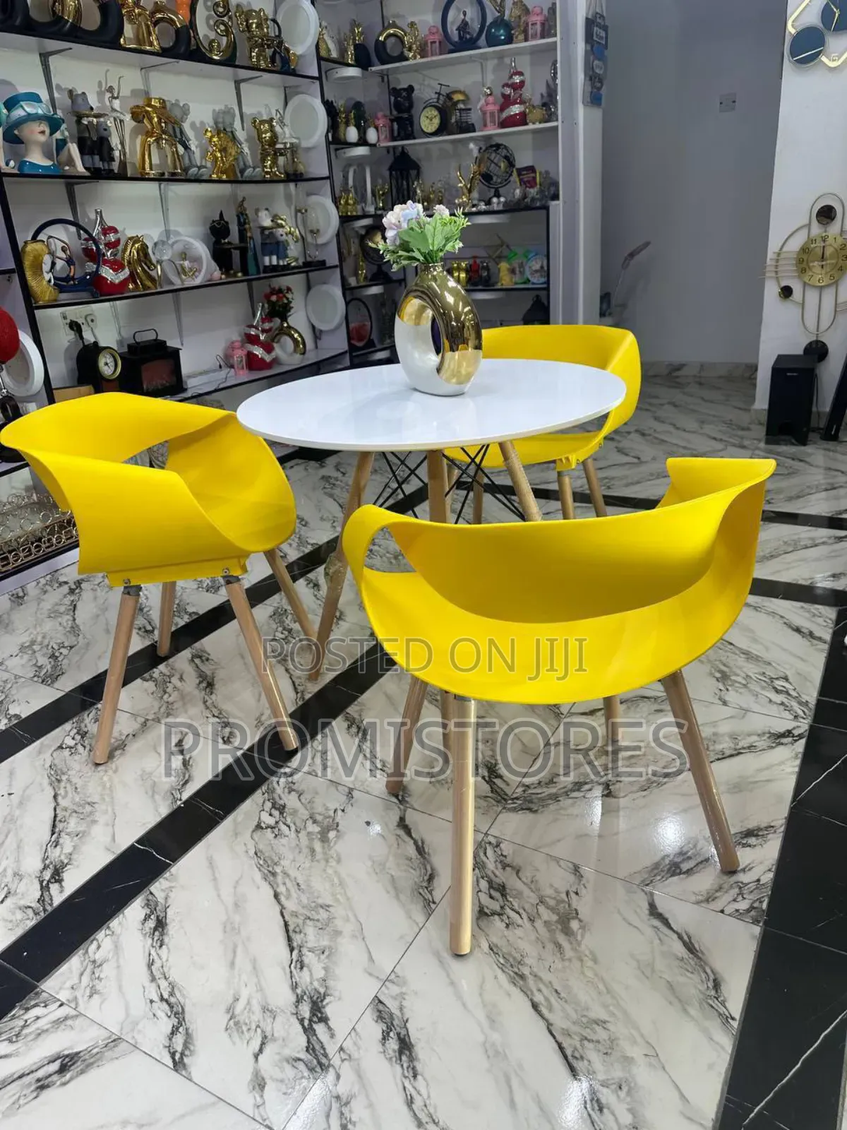 Luxury Dining Table Set (1table and 4chairs)