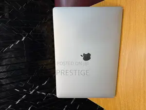 Laptop Apple MacBook Pro 2018 16GB Intel Core I5 SSD 256GB