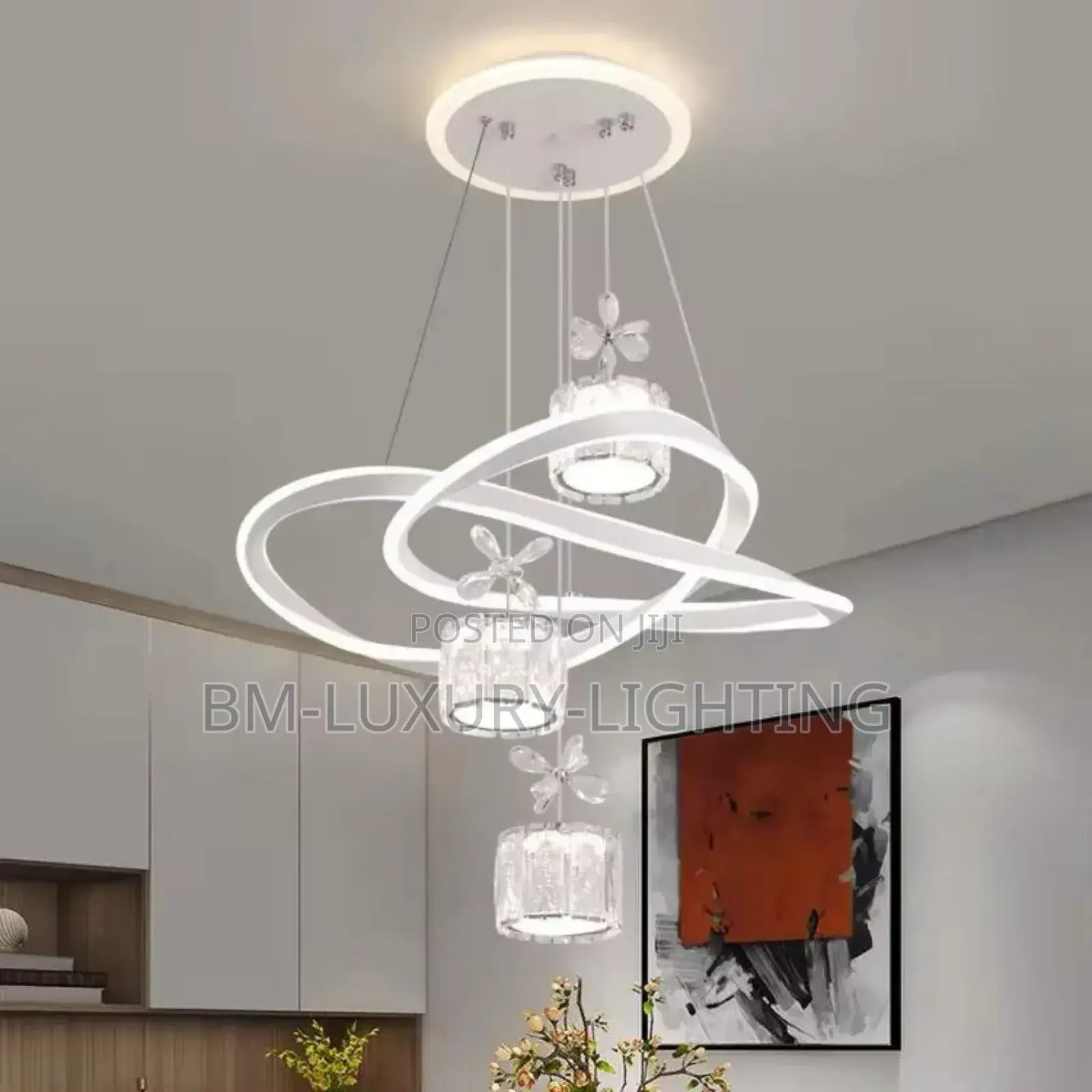 Sandyha Modern Acrylic Chandelier