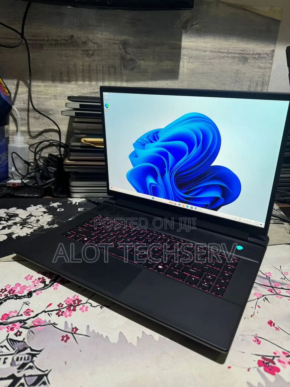 Laptop Dell Alienware M16 R1 32GB AMD Ryzen 9 SSD 1T