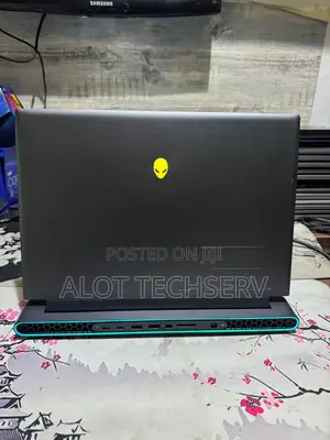Laptop Dell Alienware M16 R1 32GB AMD Ryzen 9 SSD 1T