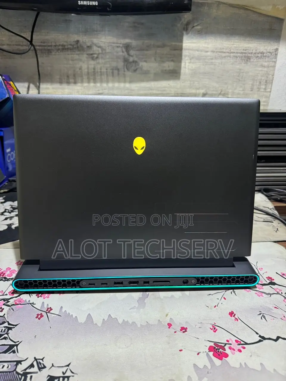 Laptop Dell Alienware M16 R1 32GB AMD Ryzen 9 SSD 1T