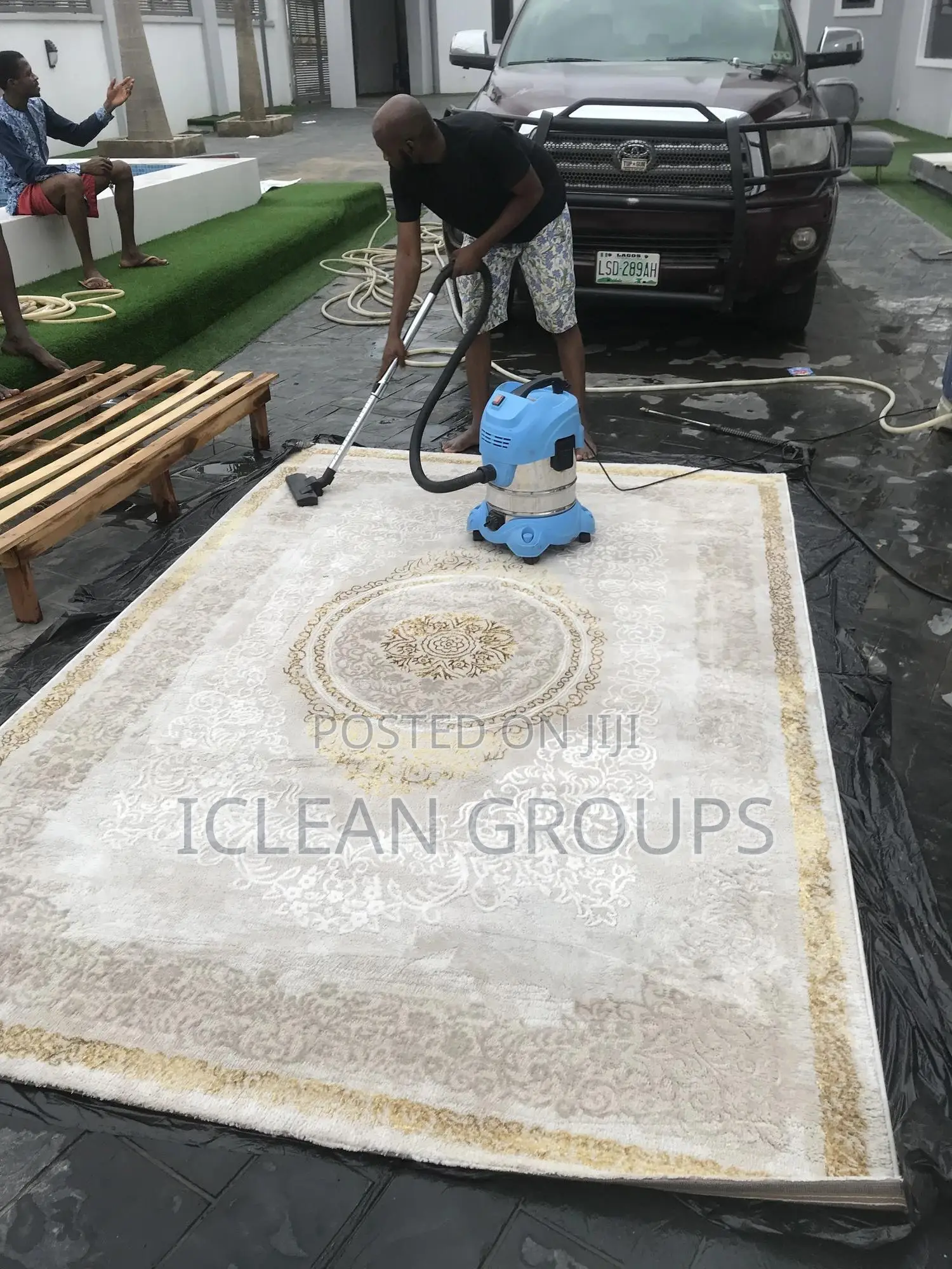 House Cleaning, Chairs And Rugs Cleaning Services