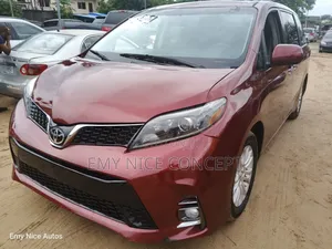 Toyota Sienna XLE 7-Passenger 4dr Minivan AWD (3.5L 6cyl 6A) 2015 Red