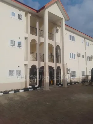 3bdrm House in Utako, Abuja for rent