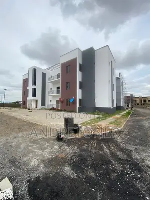 3bdrm Apartment in FHA for sale