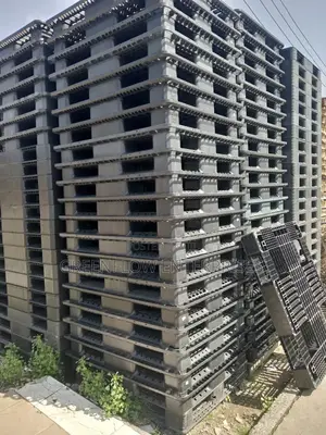 Pallets for Warehouse Storage