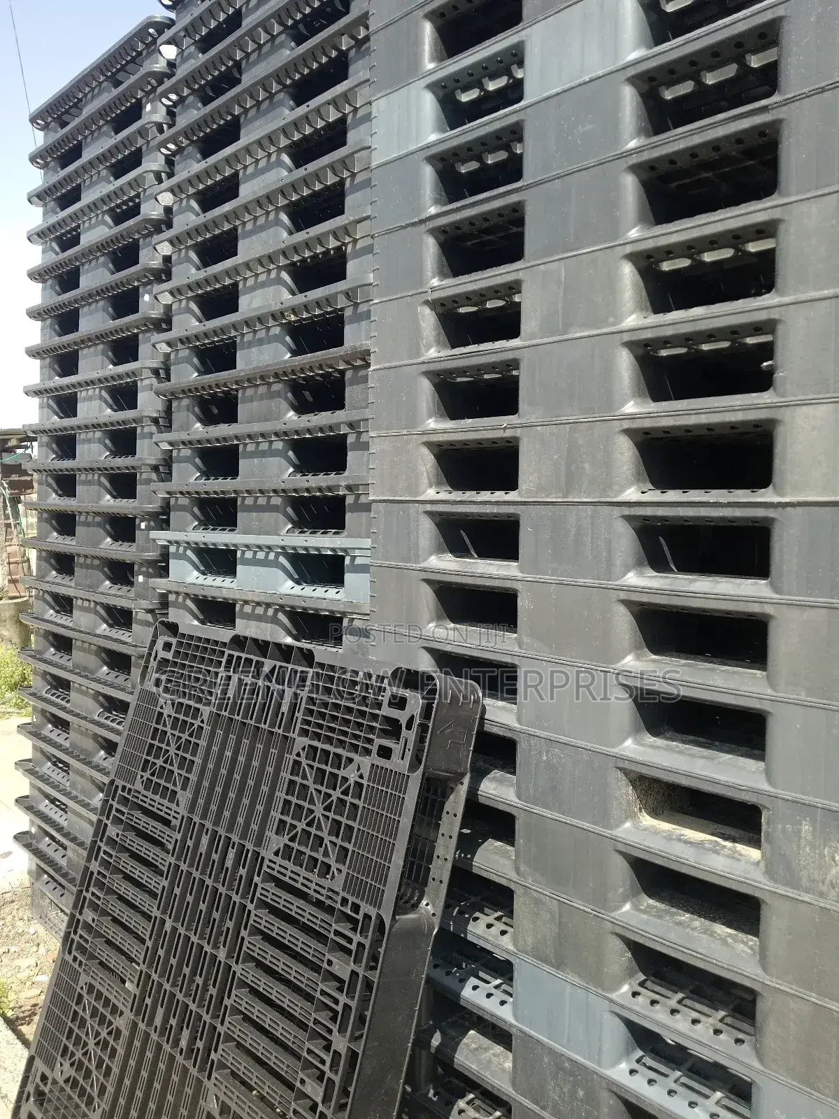 Pallets for Warehouse Storage