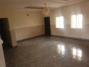 Photo - 3bdrm Block of Flats in Gwarinpa for rent