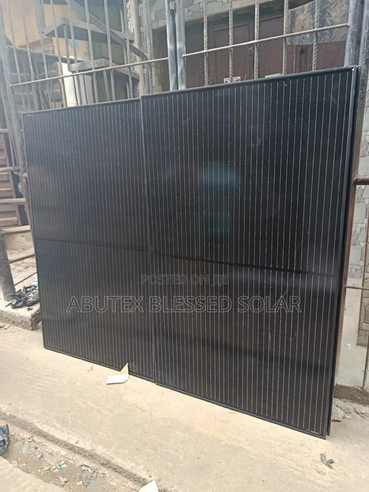 450watt Jinko Solar Panel Mono Half Cut All Black