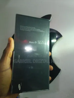 New Samsung Galaxy Z Flip4 128 GB Blue
