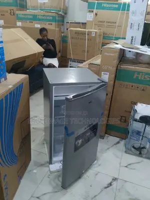 Eco-friendly Aeon Ars100b Mini Refrigerator