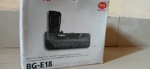 Photo - Canon Battery Grip