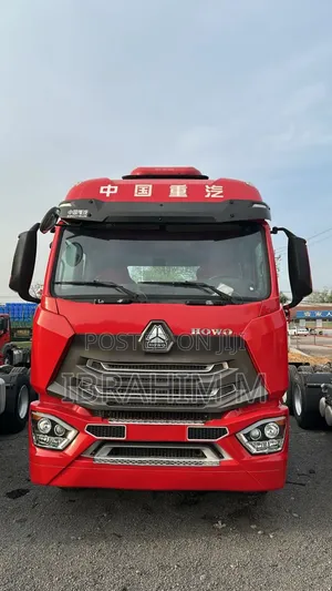 Photo - Sinotruk Howo 2020 Red