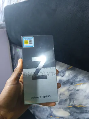 New Samsung Galaxy Z Flip 3 256 GB Purple