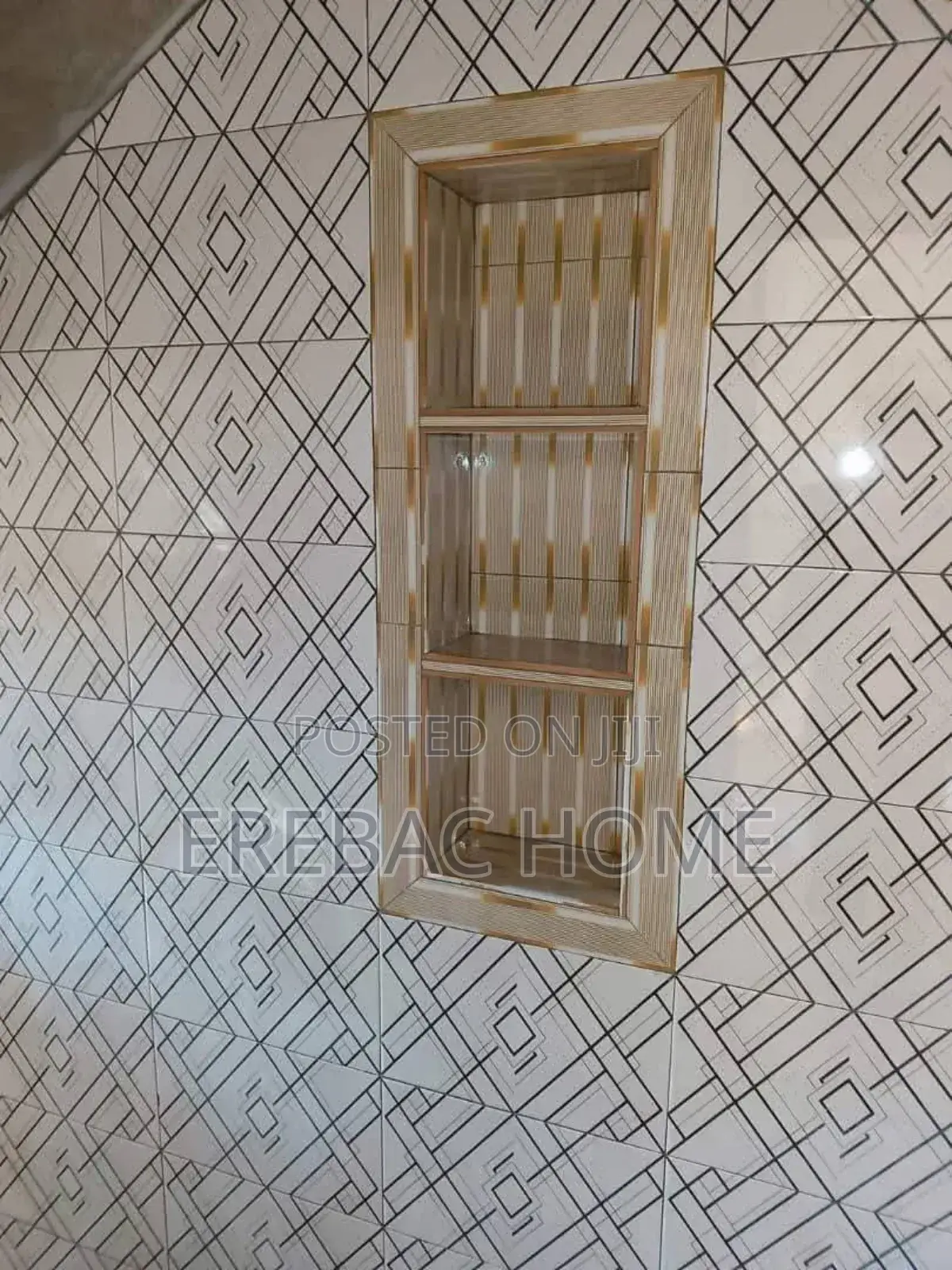 Structural Engineer and Professional Tiler and Tyrolean