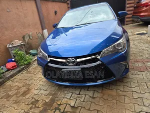 Toyota Camry SE w/Special Edition Pkg (2.5L 4cyl 6A) 2016 Blue