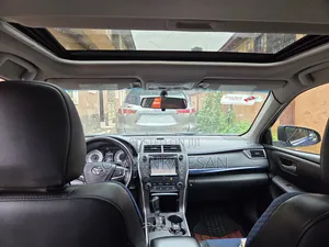 Toyota Camry SE w/Special Edition Pkg (2.5L 4cyl 6A) 2016 Blue