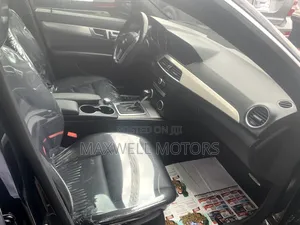 Mercedes-Benz C300 Sport 4Matic Sedan AWD (3.5L 6cyl 7A) 2014 Black